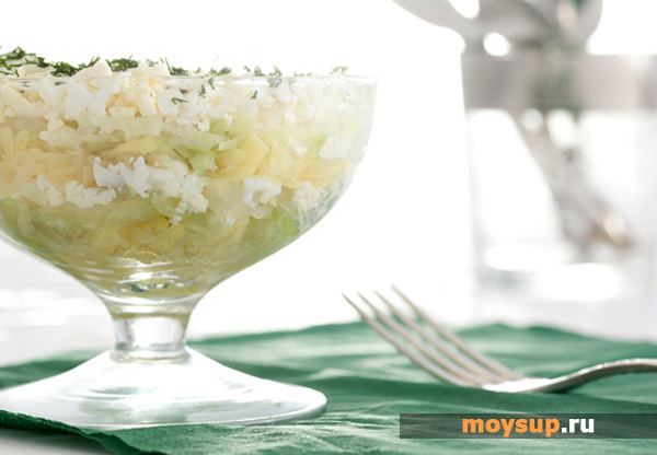 Салат с редькой, картофелем и яйцами